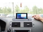 FORS auto FS 4 MAX QLed з високоякісним QLED-дисплеєм та GPS-навігацією