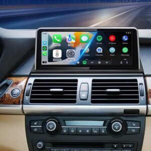 Штатна магнітола BMW X5 E70 в інтер'єрі авто