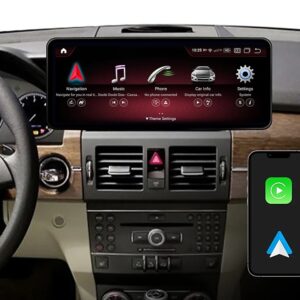 Штатна магнітола Mercedes Benz GLK Class X204 FORS.auto в інтер'єрі