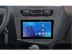 Штатна магнітола FORS auto Seat Leon (2005-2012) в інтер'єрі