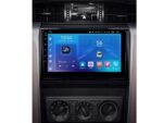 Штатна магнітола FORS auto Fortuner в інтер'єрі Toyota