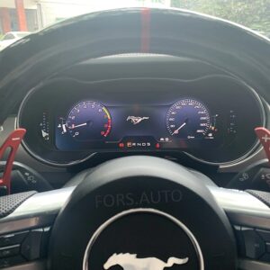 Приладова панель FORS.auto для Ford Mustang 2016-2019 – вигляд в інтер'єрі