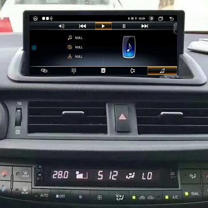 Штатна магнітола FORS.auto для Lexus CT U8N в інтер'єрі