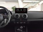 Штатна магнітола Audi A1 FORS auto в інтер'єрі автомобіля