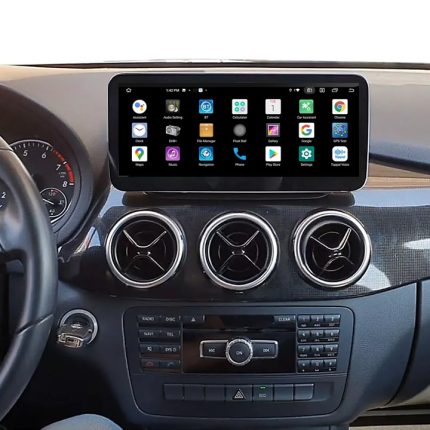 Штатна магнітола FORS.auto для Mercedes-Benz B-Class NTG 5.0 (W246) в інтер'єрі авто