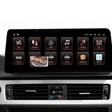 Штатна магнітола FORS.auto для BMW 3 Series E90/E91/E92/E93 в інтер'єрі
