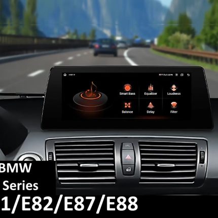 Штатна магнітола FORS.auto для BMW 1 Series E81 E82 в інтер'єрі авто
