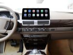 Штатна магнітола FORS.auto BMW E65 E66 в інтер'єрі авто
